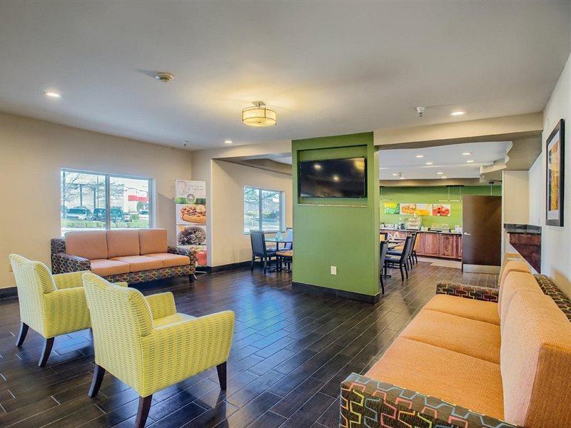 Quality Inn & Suites Birmingham - Highway 280 Buitenkant foto