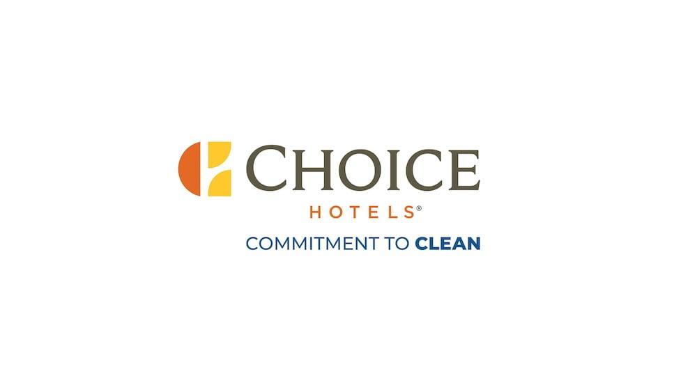 Quality Inn & Suites Birmingham - Highway 280 Buitenkant foto