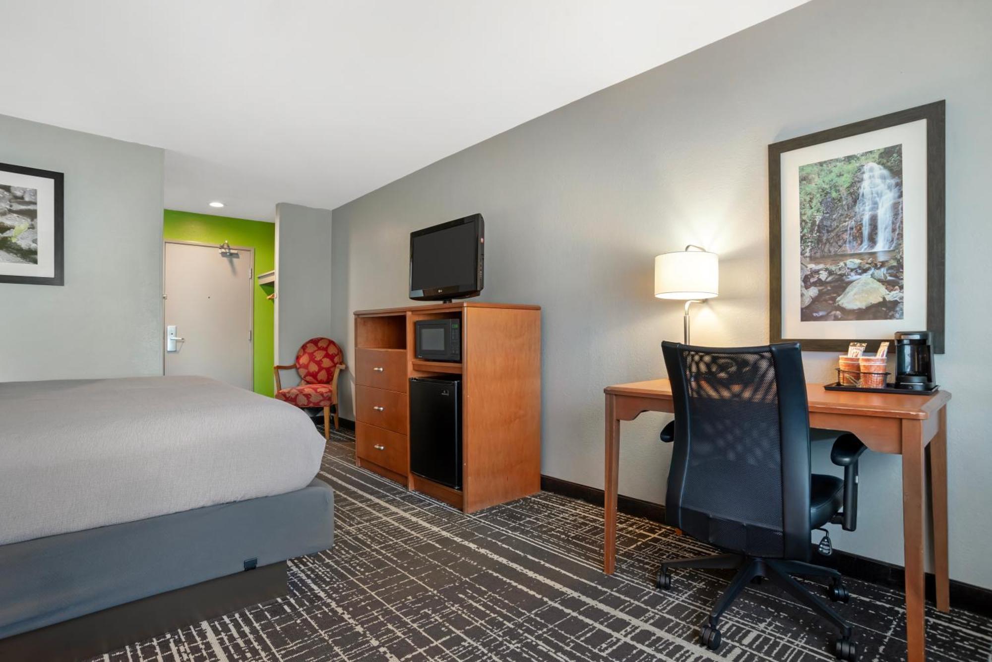 Quality Inn & Suites Birmingham - Highway 280 Buitenkant foto
